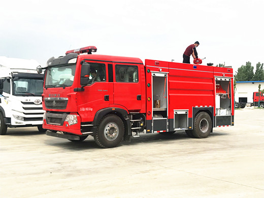 �½�����܇�Ñ������s�՚���ĭ����܇�Ĺ����c��(y��u)�c��B