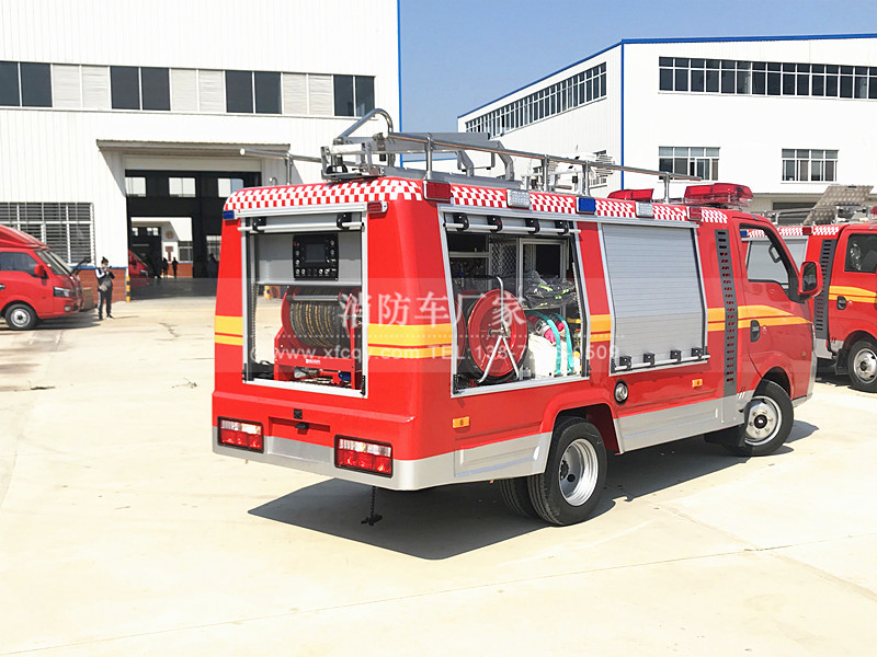 �|�L(f��ng)����С�ͼ�(x��)ˮ�F����܇���M(j��n)�ڱá�