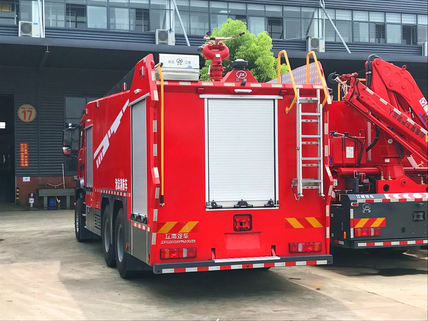 �����ǵ¿�16����ĭ����܇(ch��)