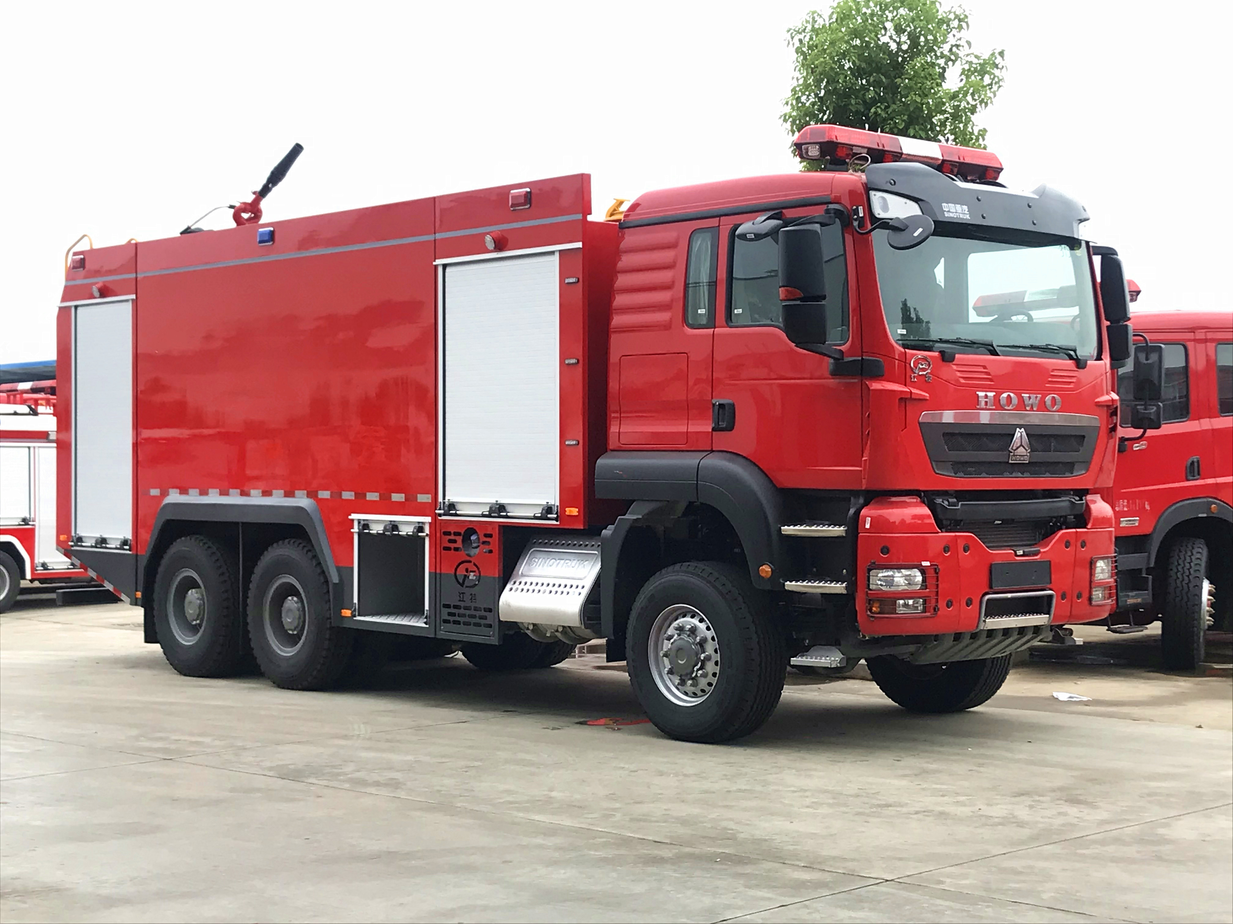 ����ԽҰ16��ˮ����ĭ����܇(ch��)