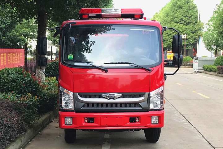 ����С��2.5��ˮ������܇�DƬ����(sh��)�c����(b��o)�r